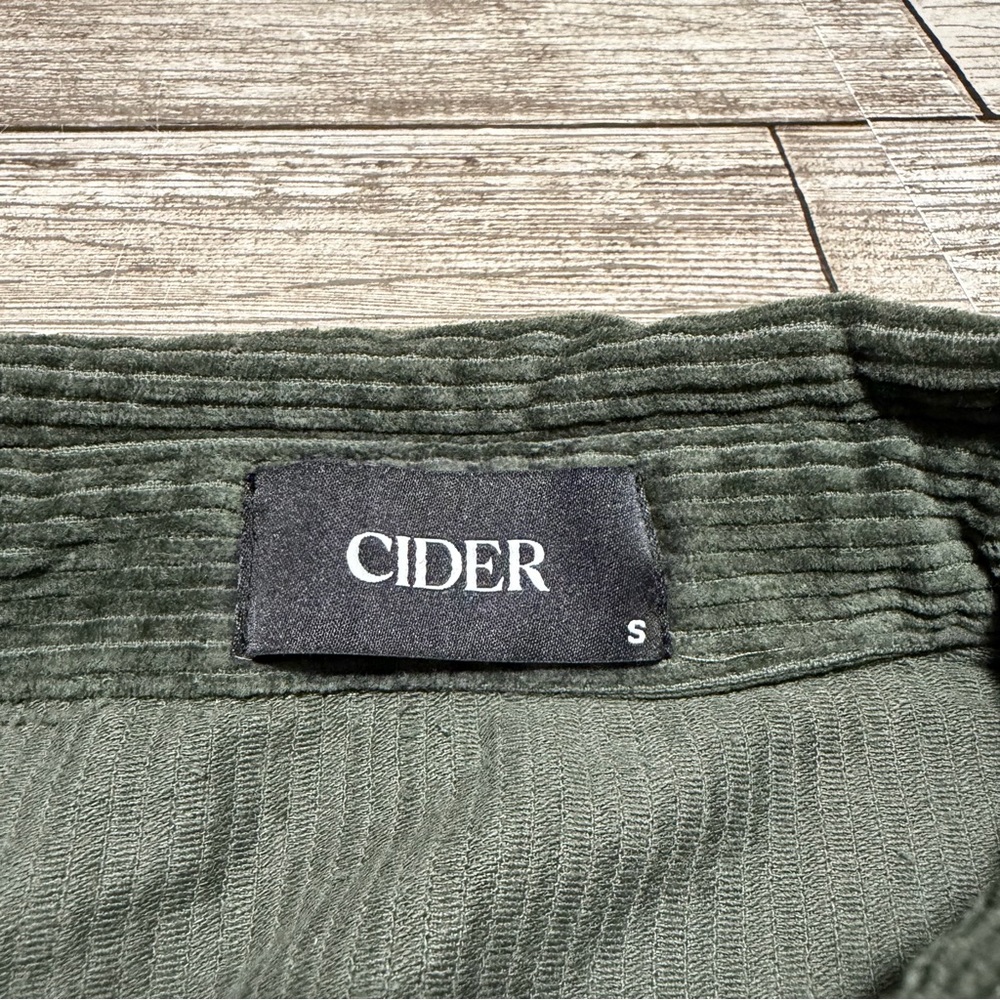 Cider Cropped Corduroy Jacket Women’s S Green Button Front Casual - Picture 5 of 7